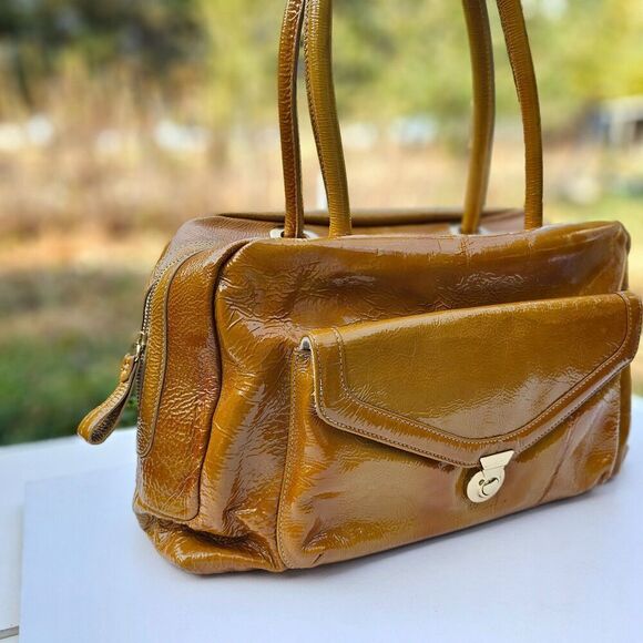 GOLDENBLEU Patent Leather Shoulder Bag Handbag Satchel, Pre-owned - Picture 2 of 10
